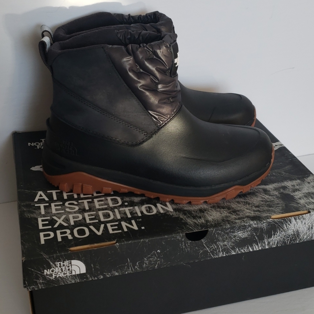 BNWB North Face Yukonia Ankle Boots